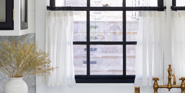 how-to-choose-the-right-curtain-length,-according-to-interior-designers