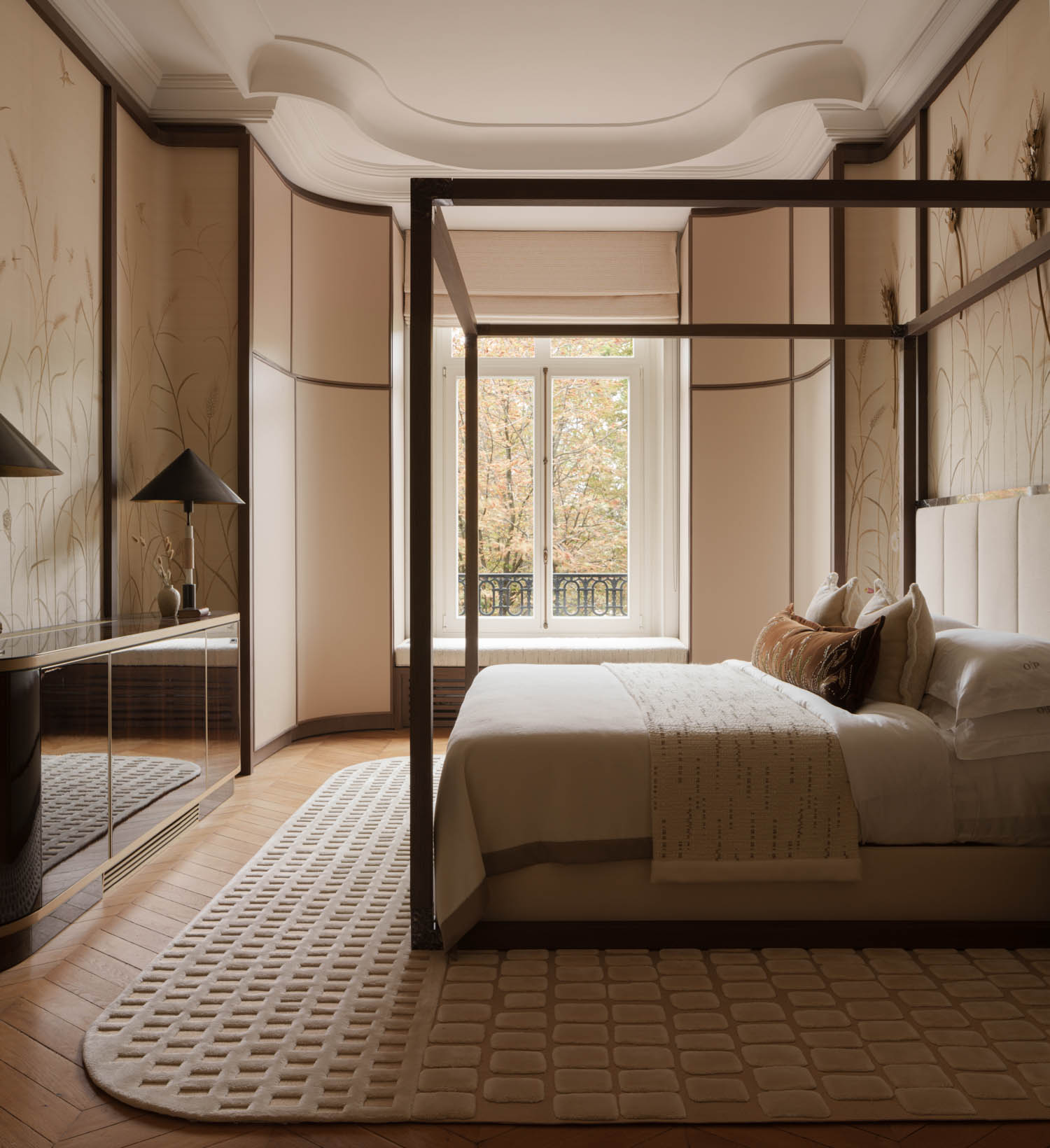 bedroom with four poster bed frame