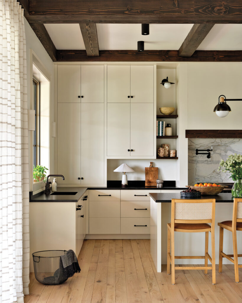 25-white-kitchens-you-need-to-bookmark-for-renovation-inspo