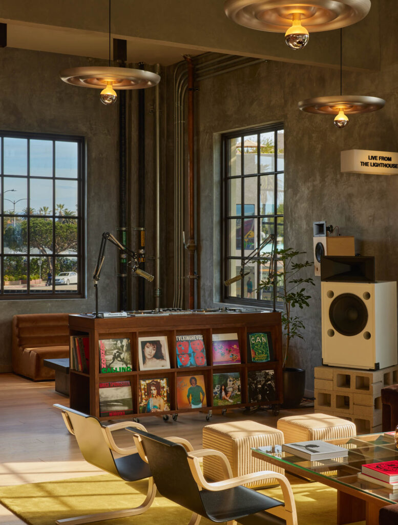 a-bauhaus-inspired-creative-space-in-la.-fosters-connection